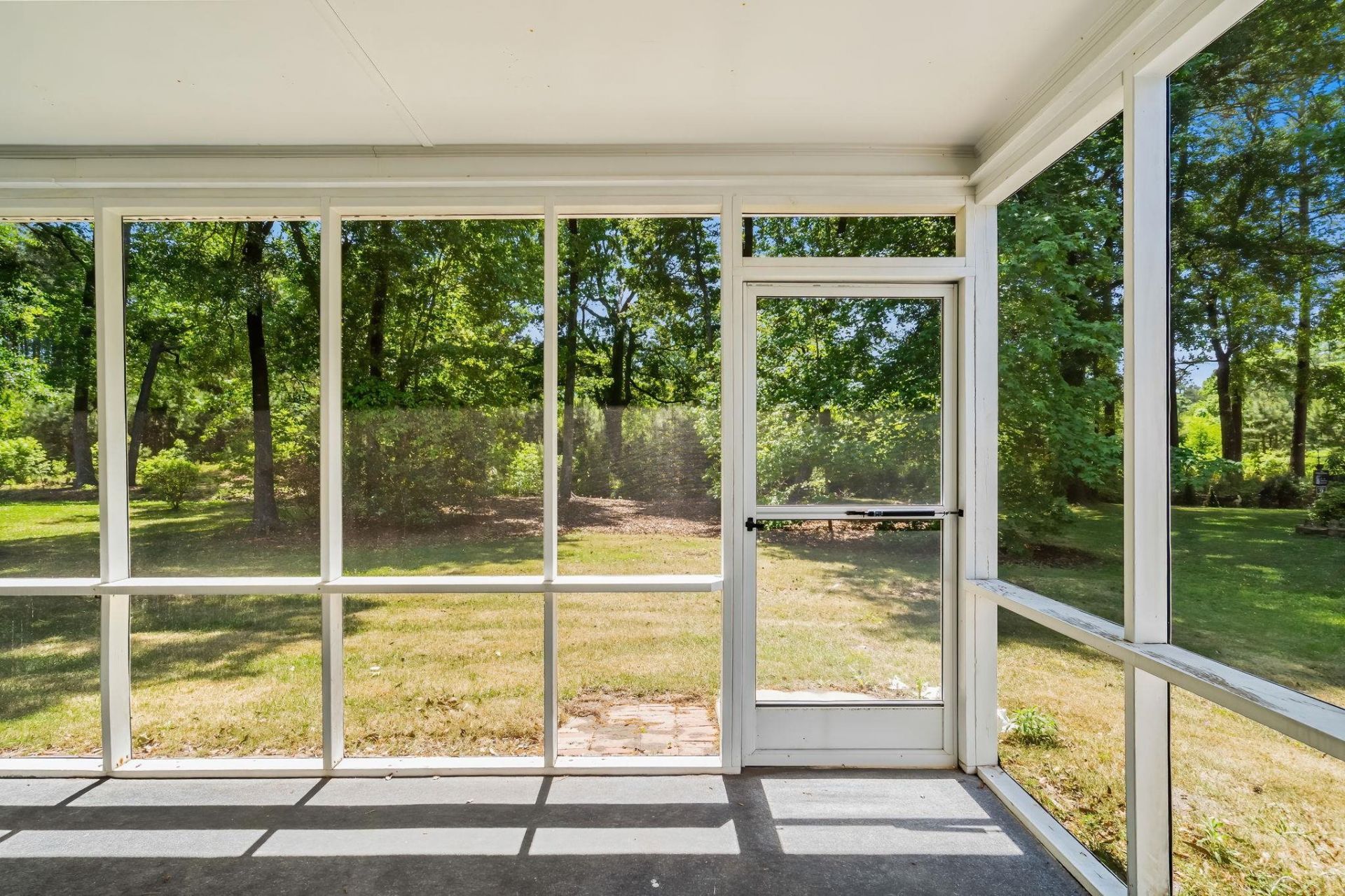 108 Woodlake Dr. Photo 27