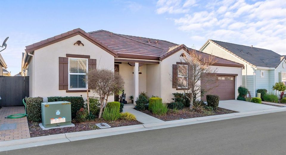 9710 Dartwell Way, Sacramento, CA 95829 Photo