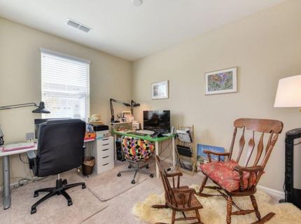 9710 Dartwell Way, Sacramento, CA 95829 Photo