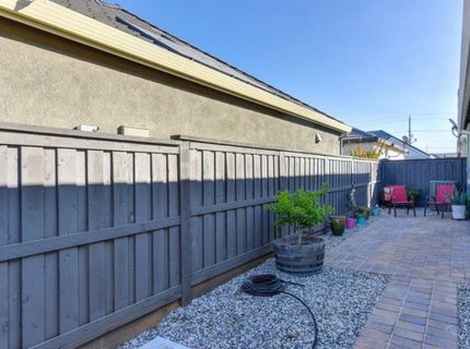 9710 Dartwell Way, Sacramento, CA 95829 Photo