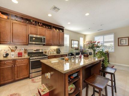 9710 Dartwell Way, Sacramento, CA 95829 Photo