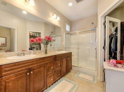 9710 Dartwell Way, Sacramento, CA 95829 Photo