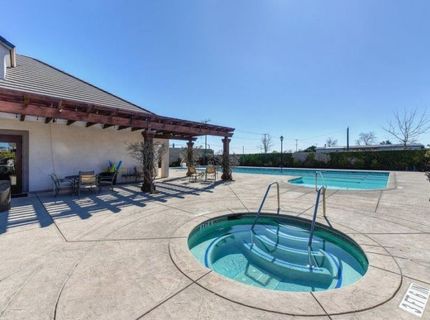 9710 Dartwell Way, Sacramento, CA 95829 Photo