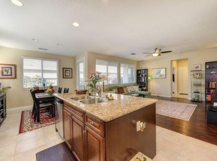 9710 Dartwell Way, Sacramento, CA 95829 Photo