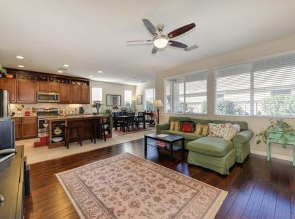 9710 Dartwell Way, Sacramento, CA 95829 Photo