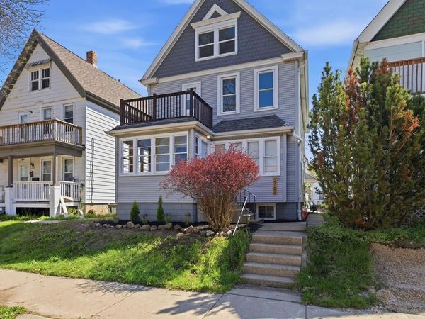 2762 N Fratney STREET, Milwaukee, WI 53212