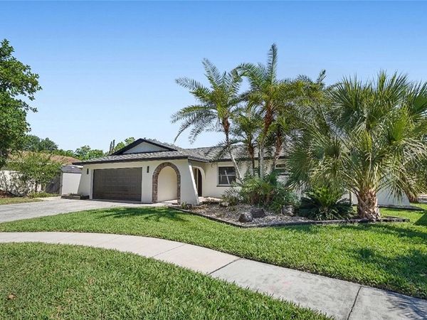 2370 ROBYN COURT , DUNEDIN, FL 34698