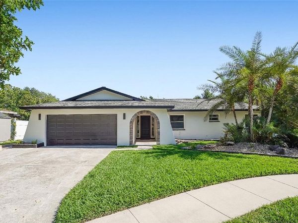 2370 ROBYN COURT , DUNEDIN, FL 34698