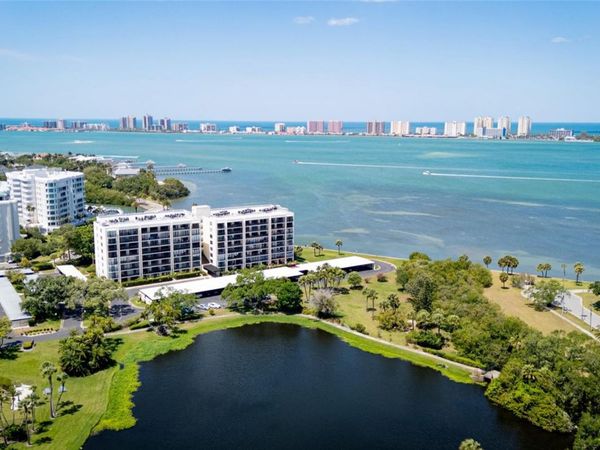 220 BELLEVIEW BOULEVARD, Unit 601, BELLEAIR, FL 33756