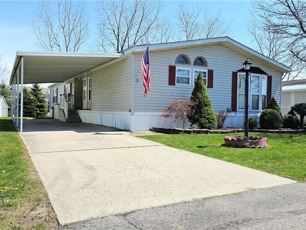 20 Calla Way , Buffalo, NY 14225