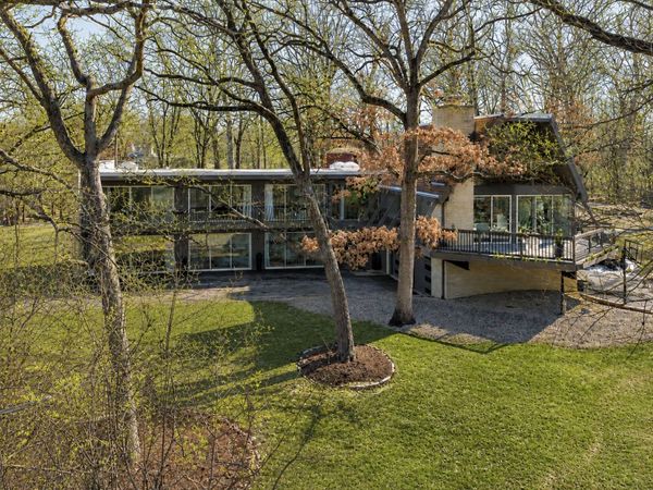 431 Maplewood Drive, Barrington, IL 60010