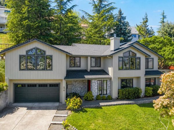 575 Dogwood Way, Ashland, OR 97520