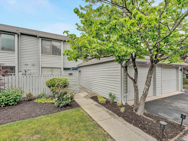 2428 Post Oak RD, Unit 2428, Salem, VA 24153