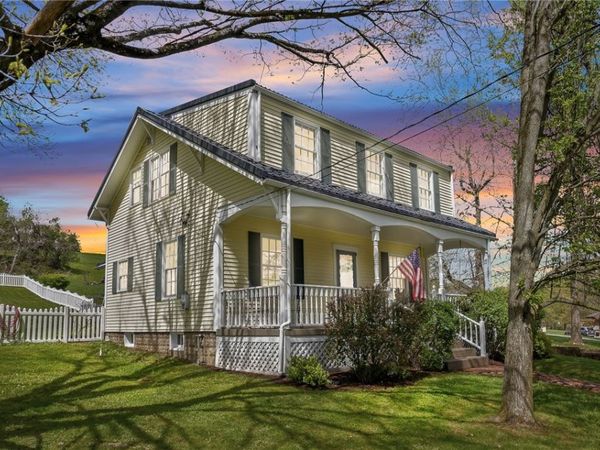 5564 Kings School Rd, Bethel Park, PA 15102