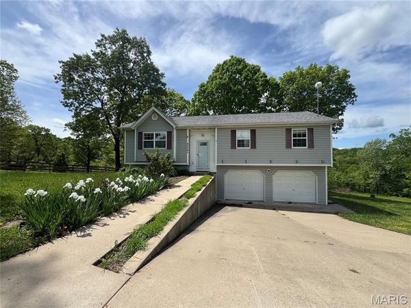 23201 Topo Drive, St Robert, MO 65584