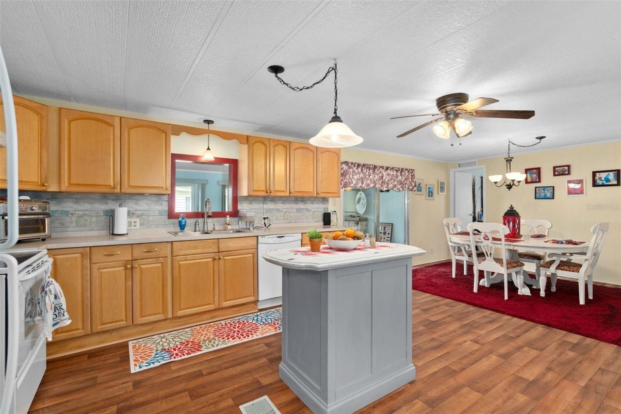 4 Gallinule Court, Fruitland Park, FL 34731 Photo