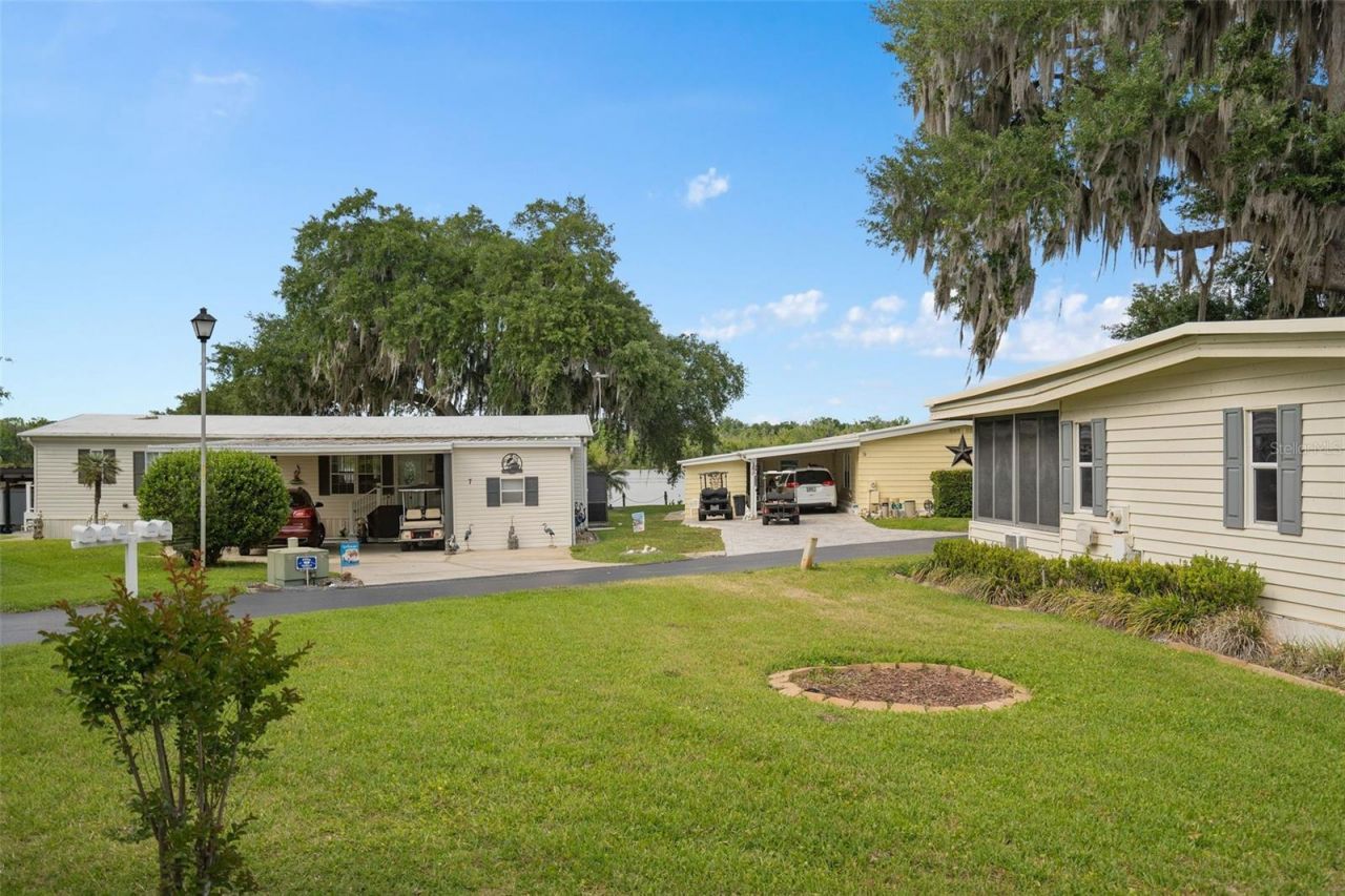 4 Gallinule Court, Fruitland Park, FL 34731 Photo