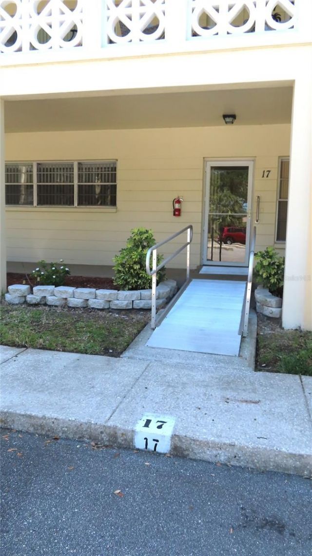 2285 Israeli Drive, Unit 17, Clearwater, FL 33763 Photo