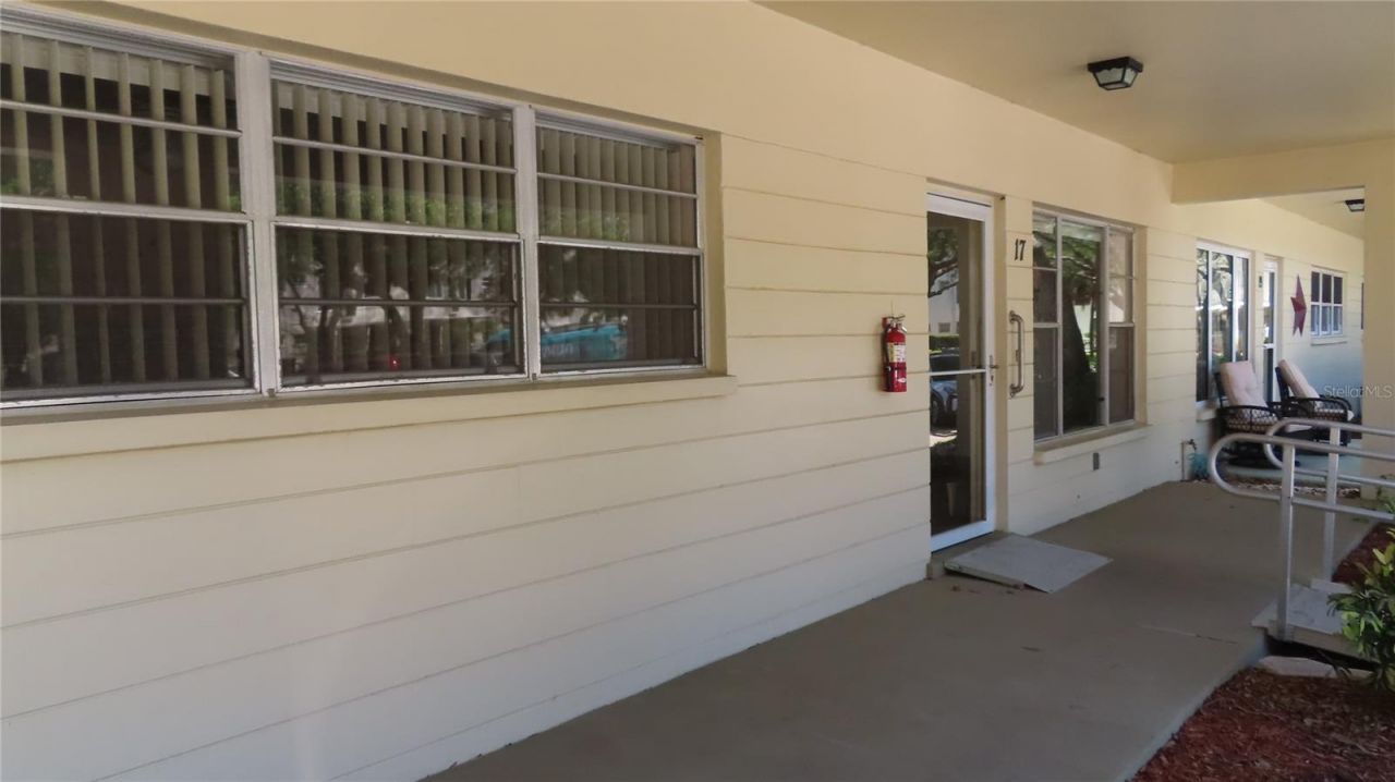 2285 Israeli Drive, Unit 17, Clearwater, FL 33763 Photo