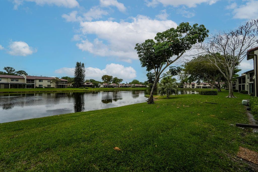21839 Arriba Real, Unit 10g, Boca Raton, FL 33433 Photo