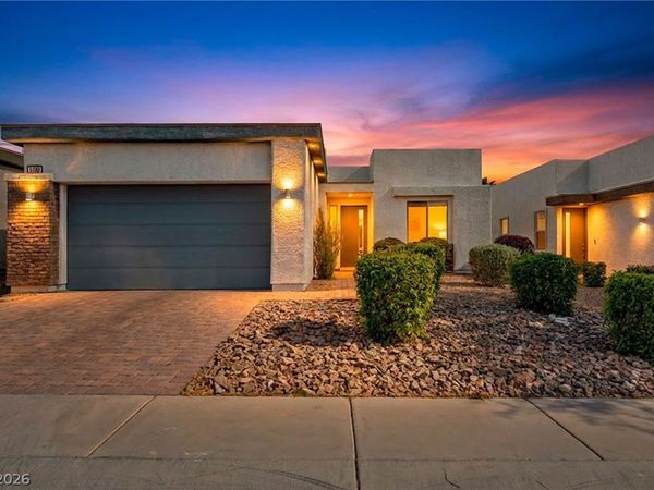 8990 Golden Crow Avenue , Las Vegas, NV 89148