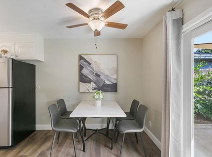 9220 Castlebar Way, Sacramento, CA 95826 Photo