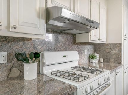 9220 Castlebar Way, Sacramento, CA 95826 Photo