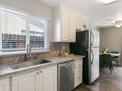 9220 Castlebar Way, Sacramento, CA 95826 Photo