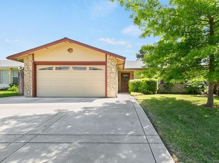 9220 Castlebar Way, Sacramento, CA 95826 Photo