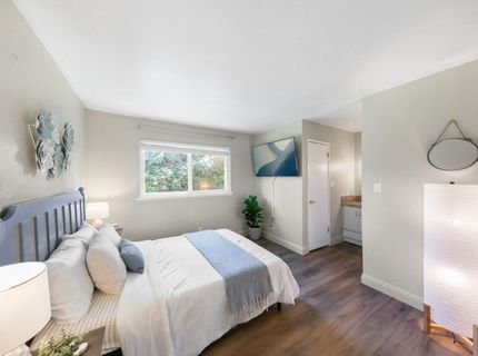 9220 Castlebar Way, Sacramento, CA 95826 Photo