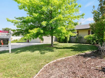 9220 Castlebar Way, Sacramento, CA 95826 Photo