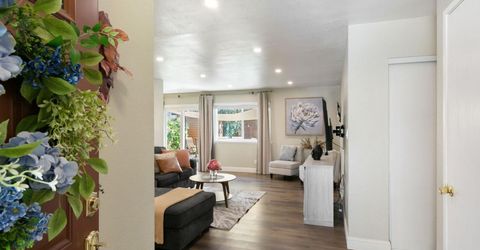 9220 Castlebar Way, Sacramento, CA 95826 Photo