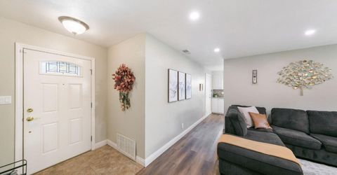 9220 Castlebar Way, Sacramento, CA 95826 Photo