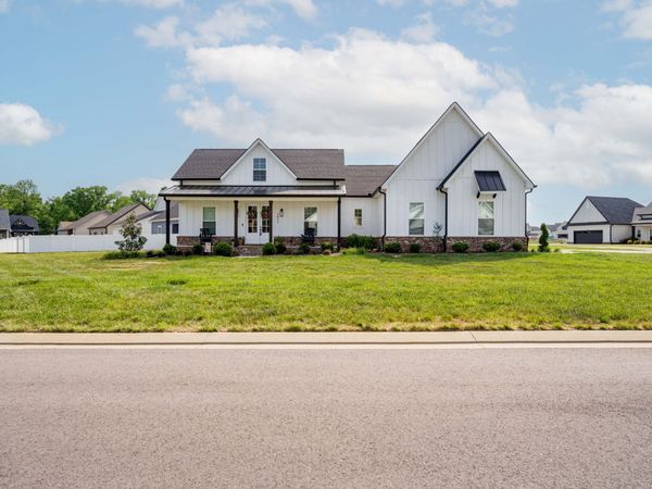 3011 Bootknife Dr , Bell Buckle, TN 37020