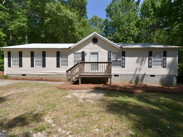 810 Stoney Ridge Dr, East Dublin, GA 31027