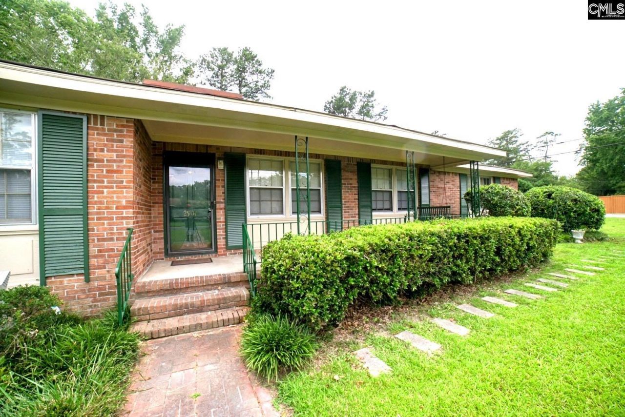 2901 Woodway Lane Photo 4