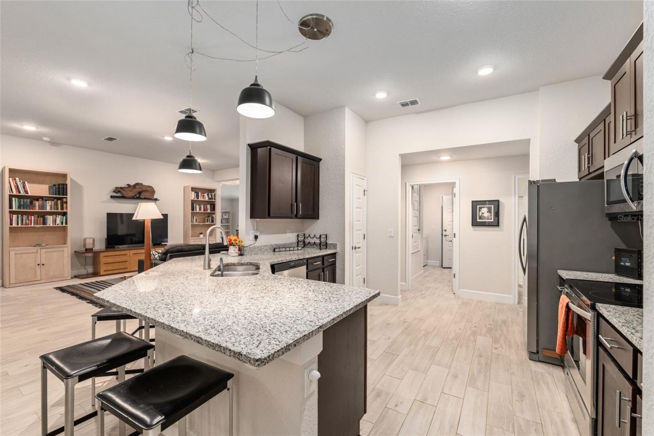 8179 NE 8th Place, High Springs, FL 32643 Photo