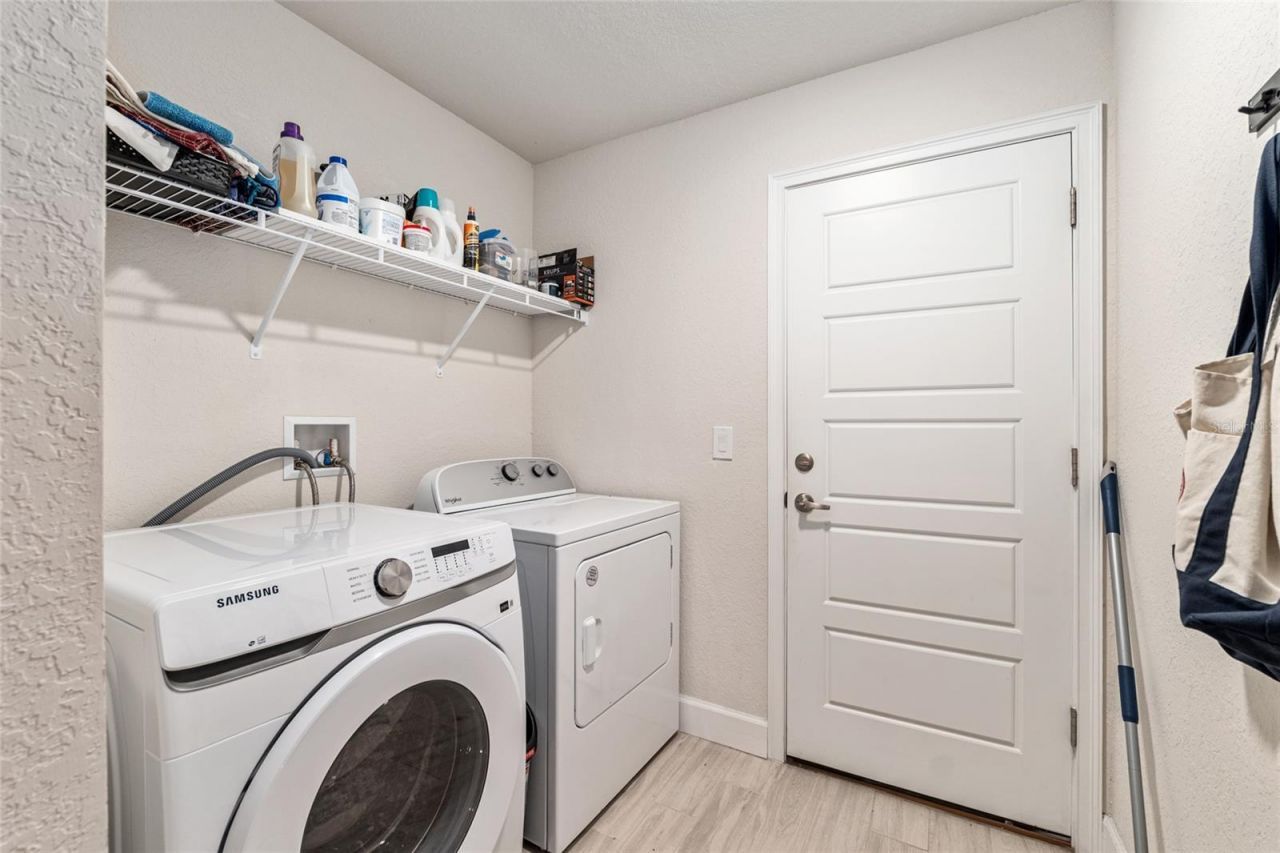 8179 NE 8th Place, High Springs, FL 32643 Photo