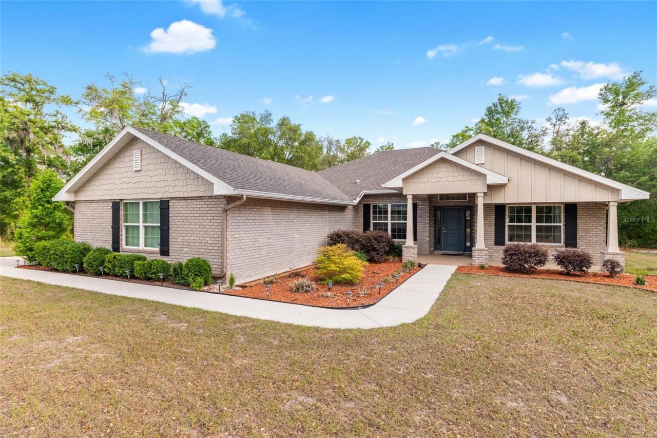 8179 NE 8th Place, High Springs, FL 32643 Photo