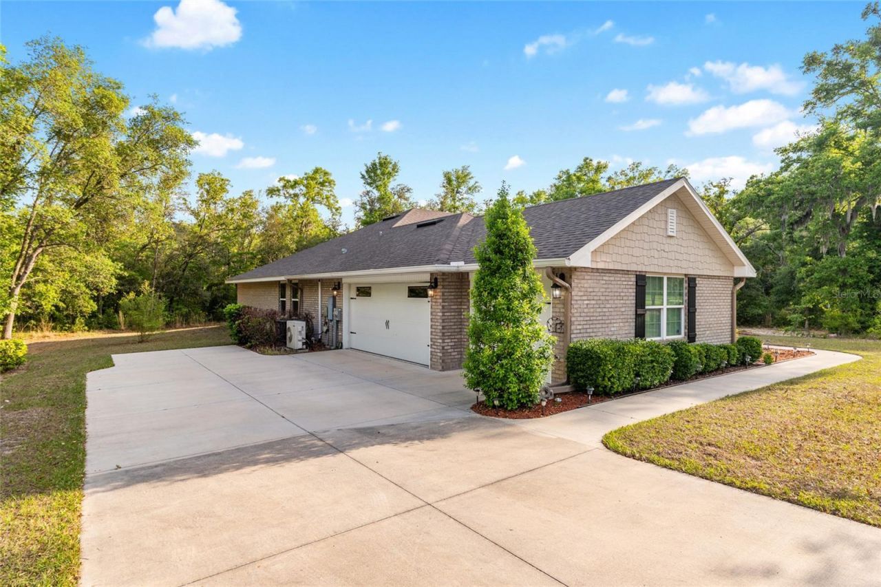 8179 NE 8th Place, High Springs, FL 32643 Photo