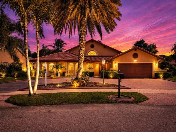 3104 Peachtree Circle, Davie, FL 33328