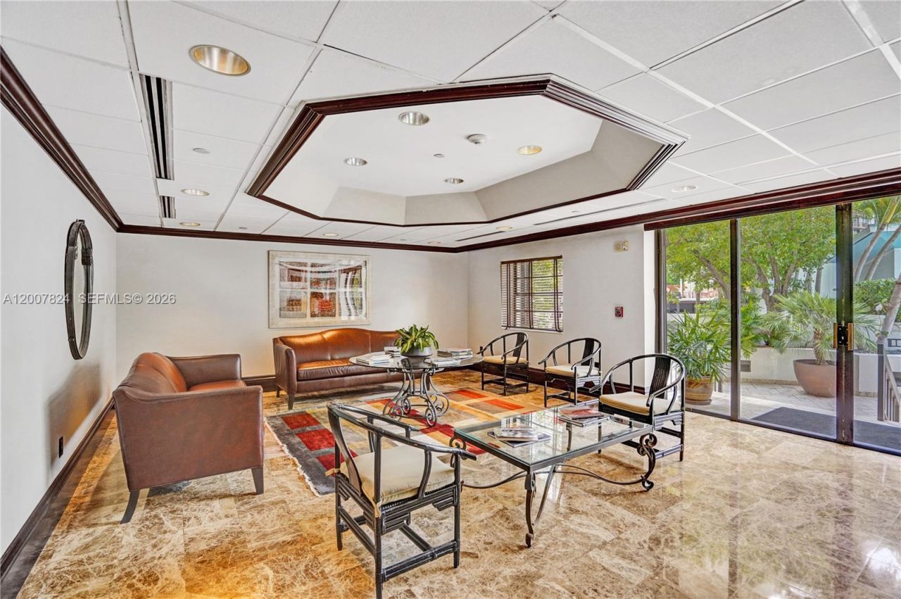 151 SE 15th Rd, Unit 502, Miami, FL 33129 Photo