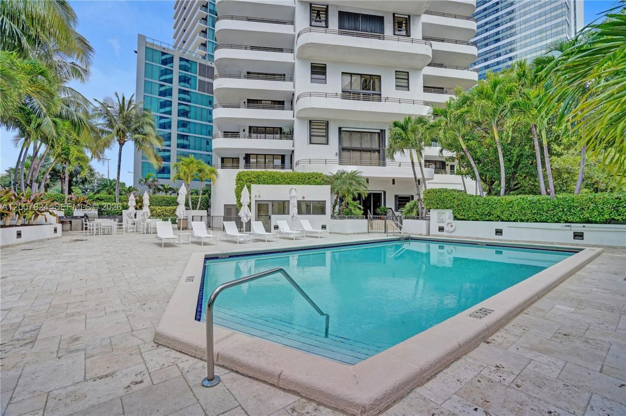 151 SE 15th Rd, Unit 502, Miami, FL 33129 Photo