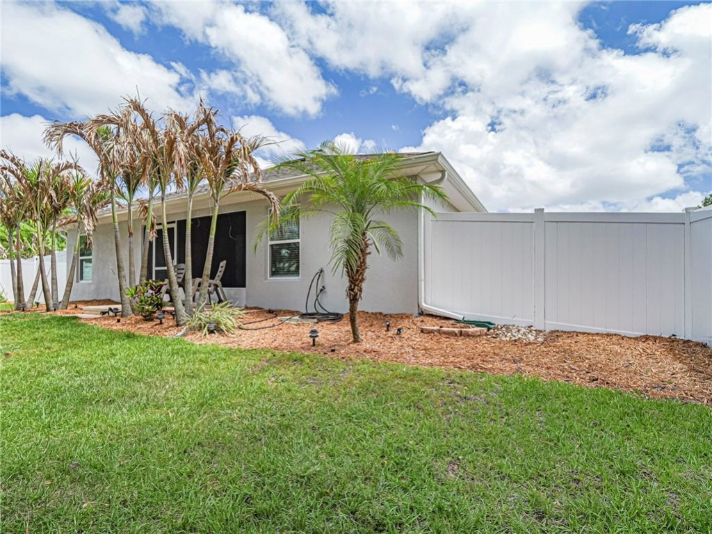 261 Midvale Terrace, Sebastian, FL 32958 Photo