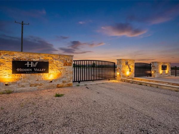 1076 Valley Timbers Court , Glen Rose, TX 76690