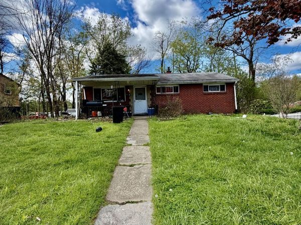 169 Suncrest Drive, Verona, PA 15147