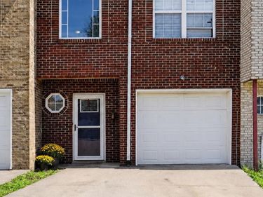 238 Bass Pond Glen Drive, Nicholasville, KY 40356