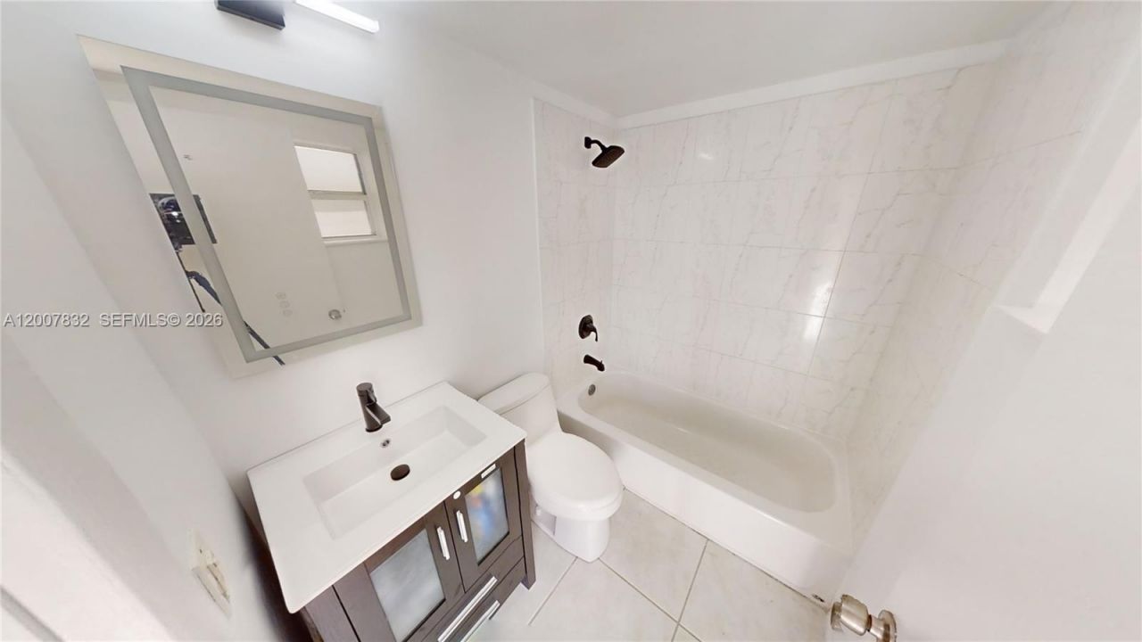 1441 Lincoln Rd, Unit 309, Miami Beach, FL 33139 Photo