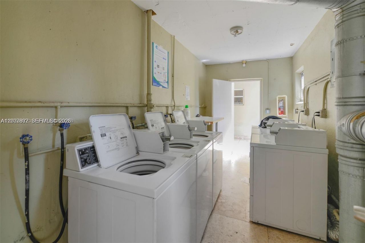 1441 Lincoln Rd, Unit 309, Miami Beach, FL 33139 Photo