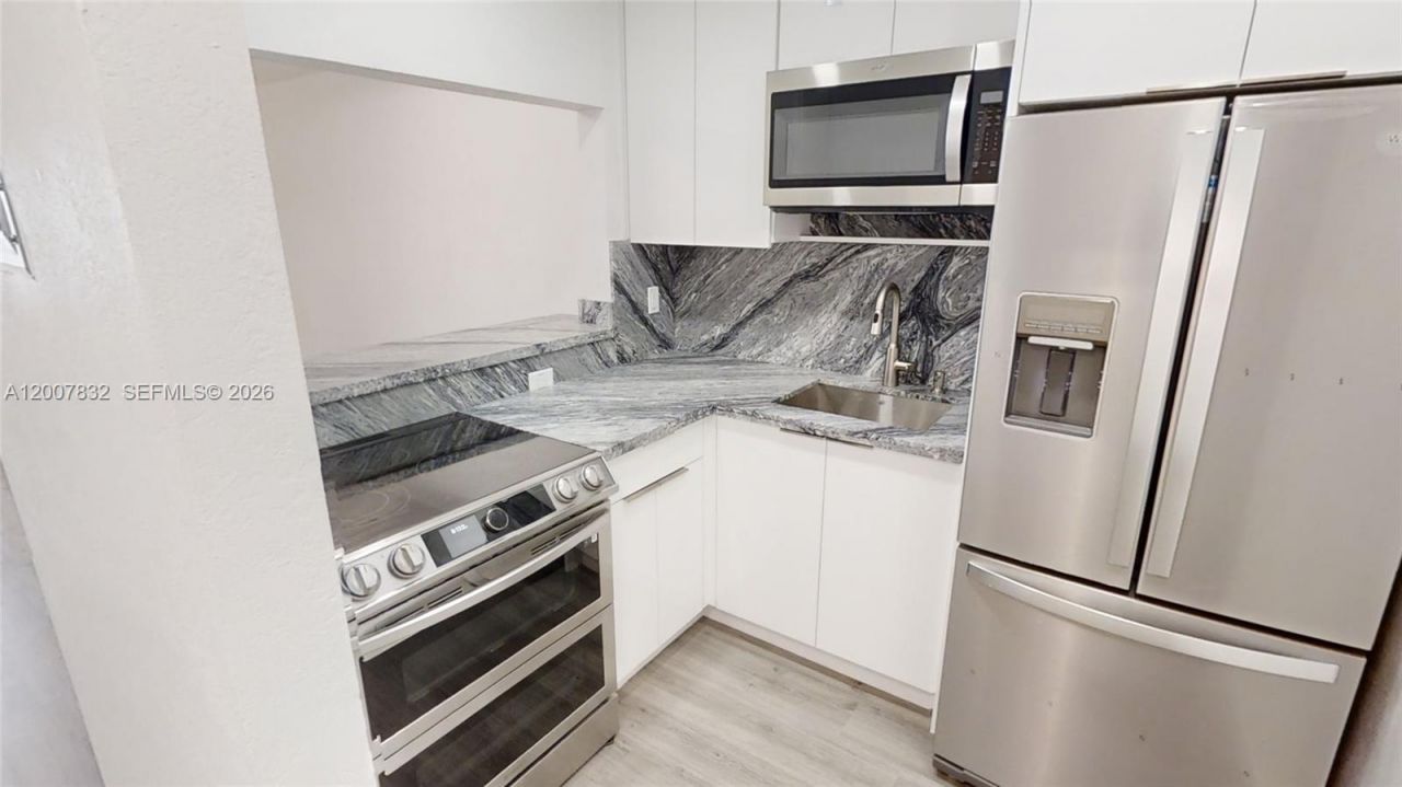 1441 Lincoln Rd, Unit 309, Miami Beach, FL 33139 Photo